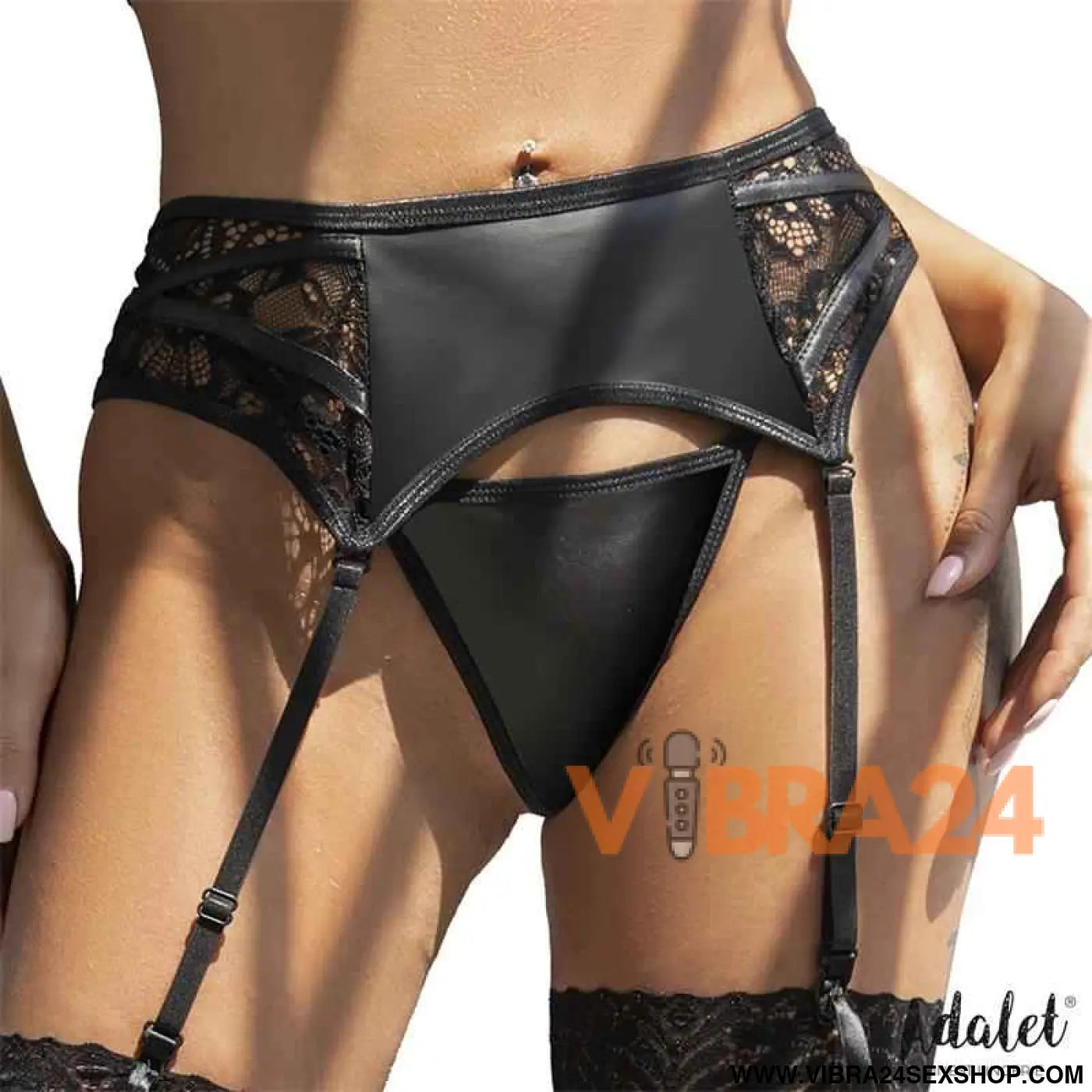 Luva Garter with Floral Lace and Thong Set - Size (interno):S/M